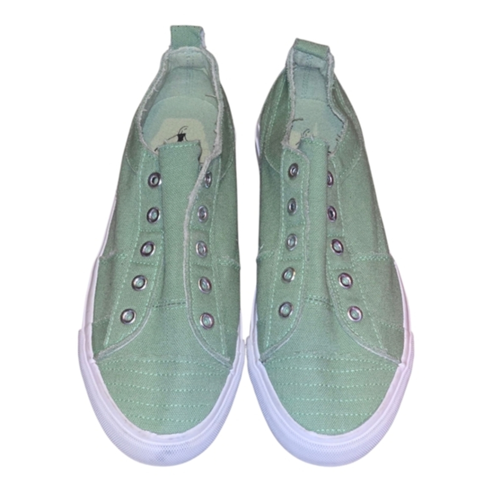 Corkys‎ Babalu Slip-On Sneakers with Canvas Material Women's Size 9